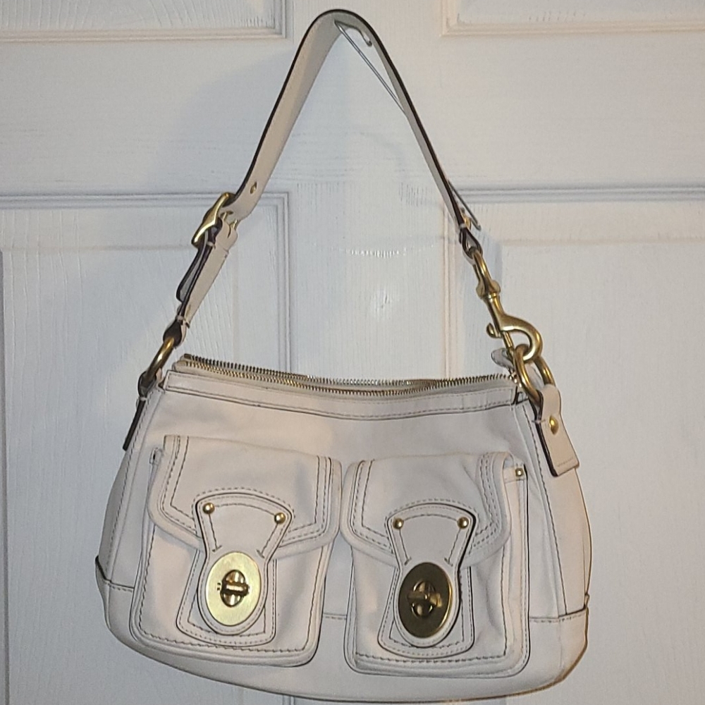 Vintage Coach Bag, slight scuffs offers available